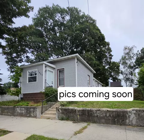 1457 Palmer Ave, Muskegon, MI 49441