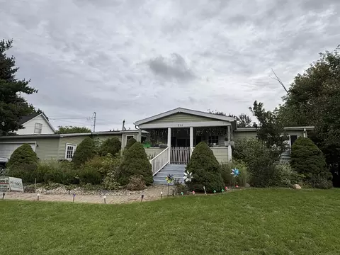 211 S 24th St S, Battle Creek, MI 49015