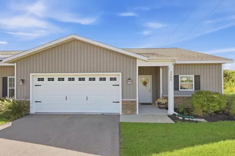 3988 Reserve Dr, Wyoming, MI 49519