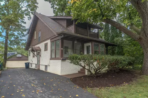 1078 Ferdon Rd, Ann Arbor, MI 48104