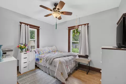 Bedroom - 223 Pierce Ave, Jackson, MI 49203 photo 4 of 4