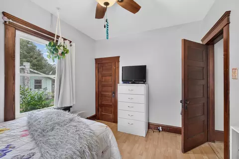 Bedroom - 223 Pierce Ave, Jackson, MI 49203 photo 3 of 4