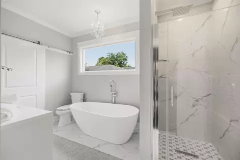 Bath - 110 Sycamore St E, Three Oaks, MI 49128 photo 1 of 6