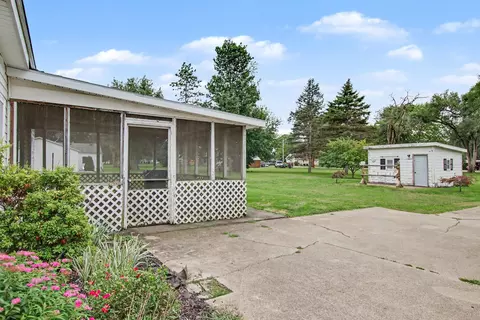 Exterior - 220 S Douglas St, Bronson, MI 49028 photo 4 of 5