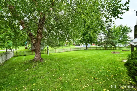 Exterior - 8524 Haystack Rd SE, Caledonia, MI 49316 photo 8 of 8
