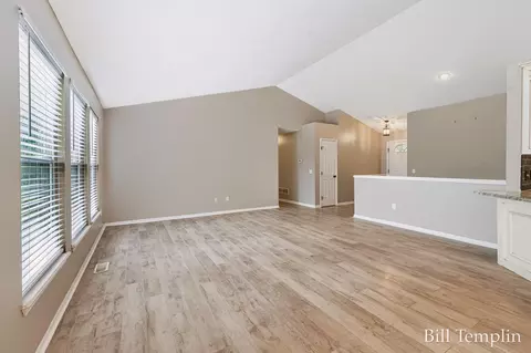 Living - 8524 Haystack Rd SE, Caledonia, MI 49316 photo 3 of 6