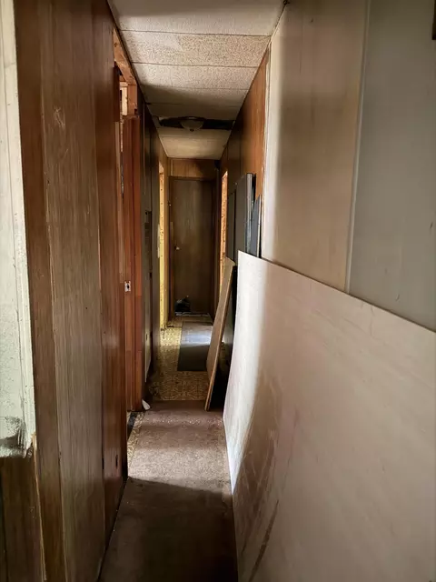 945 W May St, White Cloud, MI 49349 photo 4