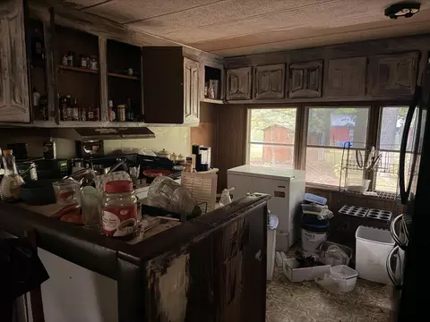 945 W May St, White Cloud, MI 49349 photo 7
