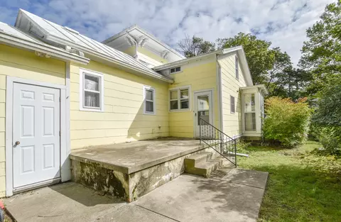 Exterior - 159 N Hudson St, Coldwater, MI 49036 photo 6 of 10