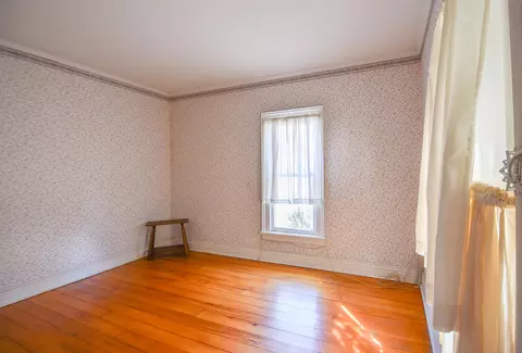 Bedroom - 159 N Hudson St, Coldwater, MI 49036 photo 5 of 8