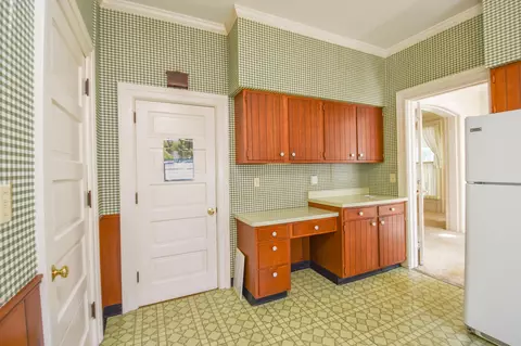 Kitchen - 159 N Hudson St, Coldwater, MI 49036 photo 5 of 5