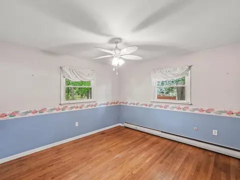 Bedroom - 1137 Maynard Ave, Jackson, MI 49202 photo 3 of 6