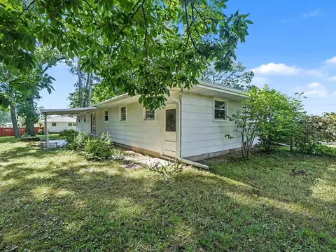 Exterior - 1137 Maynard Ave, Jackson, MI 49202 photo 6 of 7