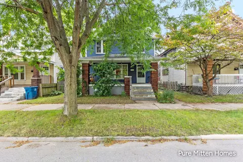 1543 Turner Ave, Grand Rapids, MI 49504