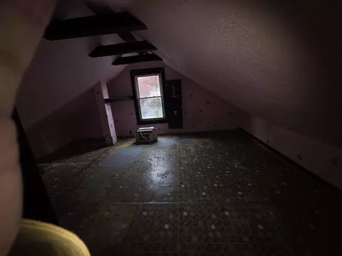 Bedroom - 119 Myrlice Ct, Jackson, MI 49203 photo 2 of 2