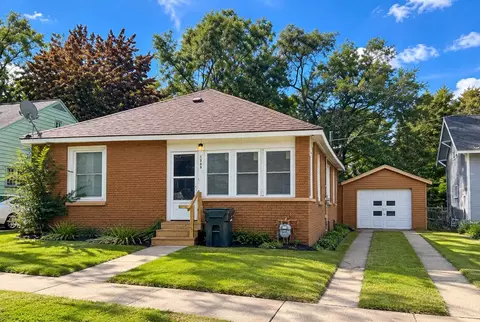 1505 7th St, Muskegon, MI 49441