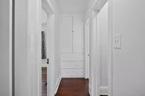 Entry Way - 211 Orange St, Jackson, MI 49202 photo 3 of 3