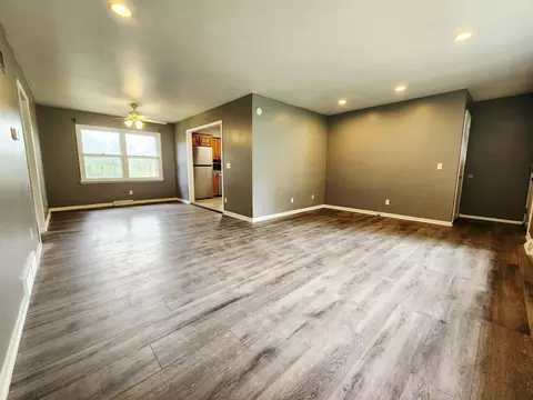 Living - 2559 Dorvin Dr, Jackson, MI 49201 photo 1 of 4