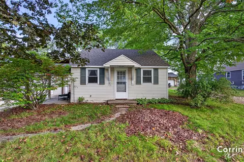104 Tamarack St, Allegan, MI 49010