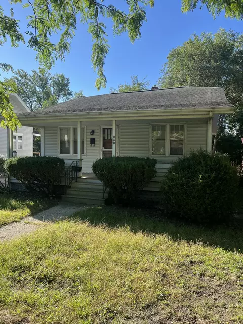 863 E Isabella Ave, Muskegon, MI 49442