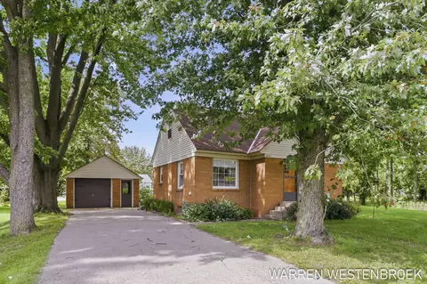 6679 96th Ave, Zeeland, MI 49464