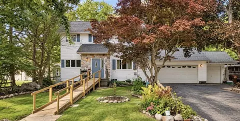 130 S Concord St, Concord, MI 49237