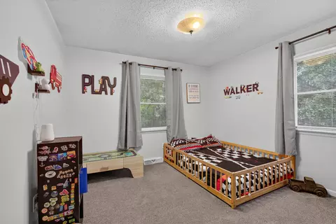 Bedroom - 2543 Tricia Dr, Jackson, MI 49201 photo 5 of 5