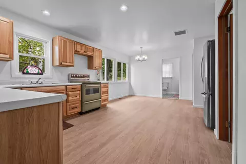 Entry Way - 5406 Circle Dr, Reading, MI 49274 photo 2 of 4