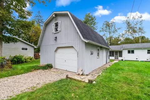 Exterior - 5406 Circle Dr, Reading, MI 49274 photo 2 of 17