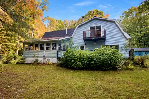11781 Downs Dr, Leroy, MI 49655