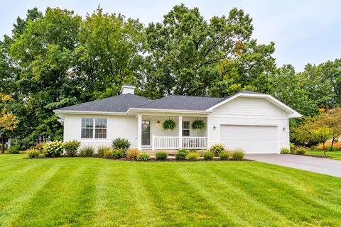 12879 Park Dr, Wayland, MI 49348