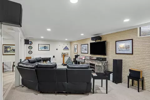Living - 58353 Holtom Rd, Three Rivers, MI 49093 photo 3 of 4