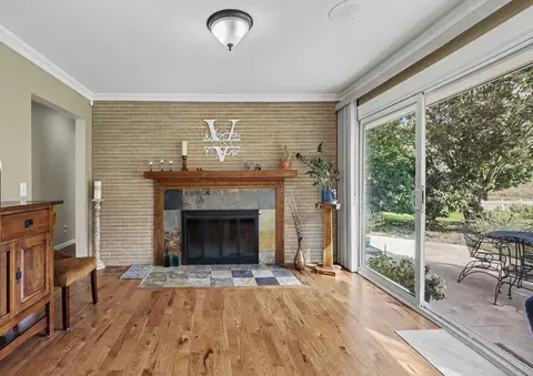 Living - 58353 Holtom Rd, Three Rivers, MI 49093 photo 2 of 4