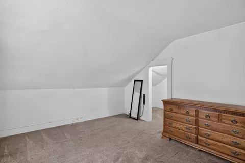 Bedroom - 1113 Hamilton St, Jackson, MI 49202 photo 9 of 9