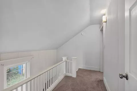Entry Way - 1113 Hamilton St, Jackson, MI 49202 photo 5 of 5