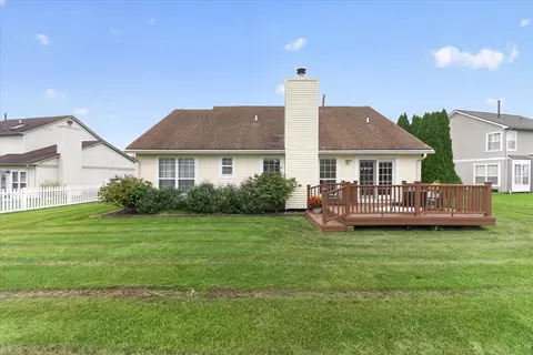 Exterior - 2730 Silver Spring Dr, Ann Arbor, MI 48103 photo 3 of 8
