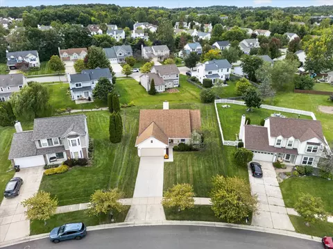 View/Area - 2730 Silver Spring Dr, Ann Arbor, MI 48103 photo 4 of 9