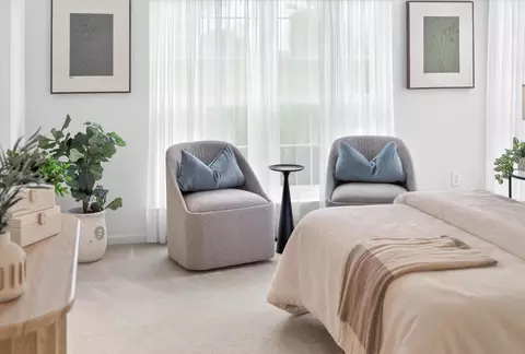 Bedroom - 2730 Silver Spring Dr, Ann Arbor, MI 48103 photo 6 of 8