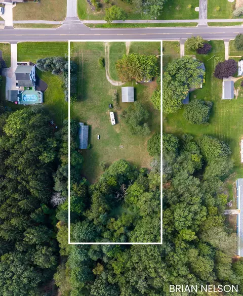 167 N 160th Ave, Holland, MI 49424