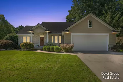 2538 Danton Dr SW, Wyoming, MI 49519