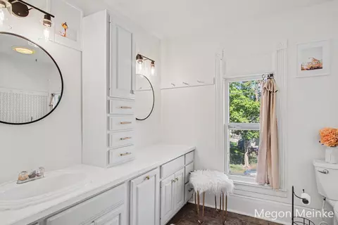 Bath - 501 Pearl St, Belding, MI 48809 photo 2 of 2