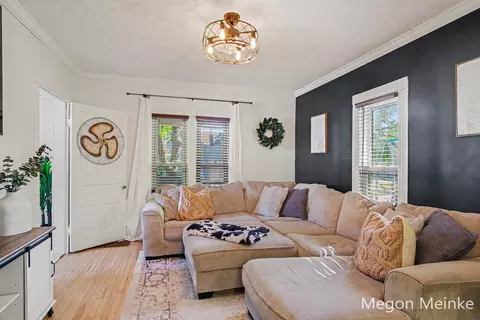 Living - 501 Pearl St, Belding, MI 48809 photo 2 of 5