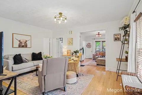 Living - 501 Pearl St, Belding, MI 48809 photo 4 of 5