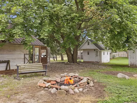 Exterior - 416 W Main St, Stanton, MI 48888 photo 10 of 11