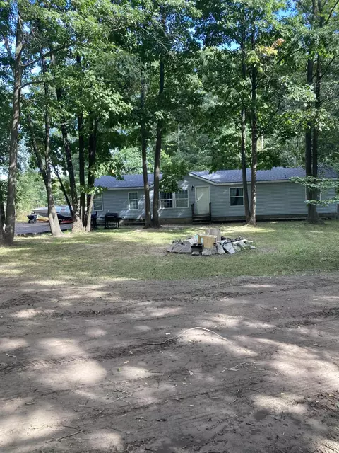 1890 Paul St, Muskegon, MI 49445
