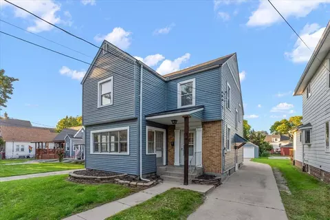 1029 Park St SW, Grand Rapids, MI 49504