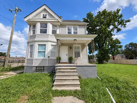 3518 Van Dyke St, Detroit, MI 48214