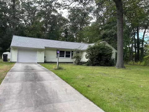 1765 Creston St, Muskegon, MI 49445