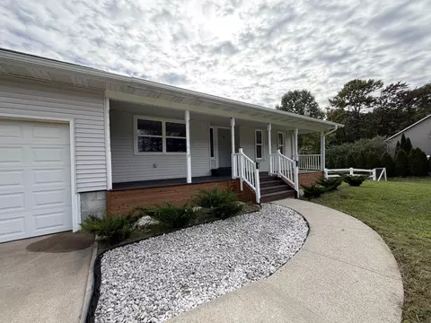 16064 Lincoln St, Grand Haven, MI 49417