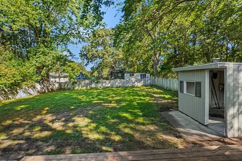 Exterior - 809 River St, Spring Lake, MI 49456 photo 4 of 5